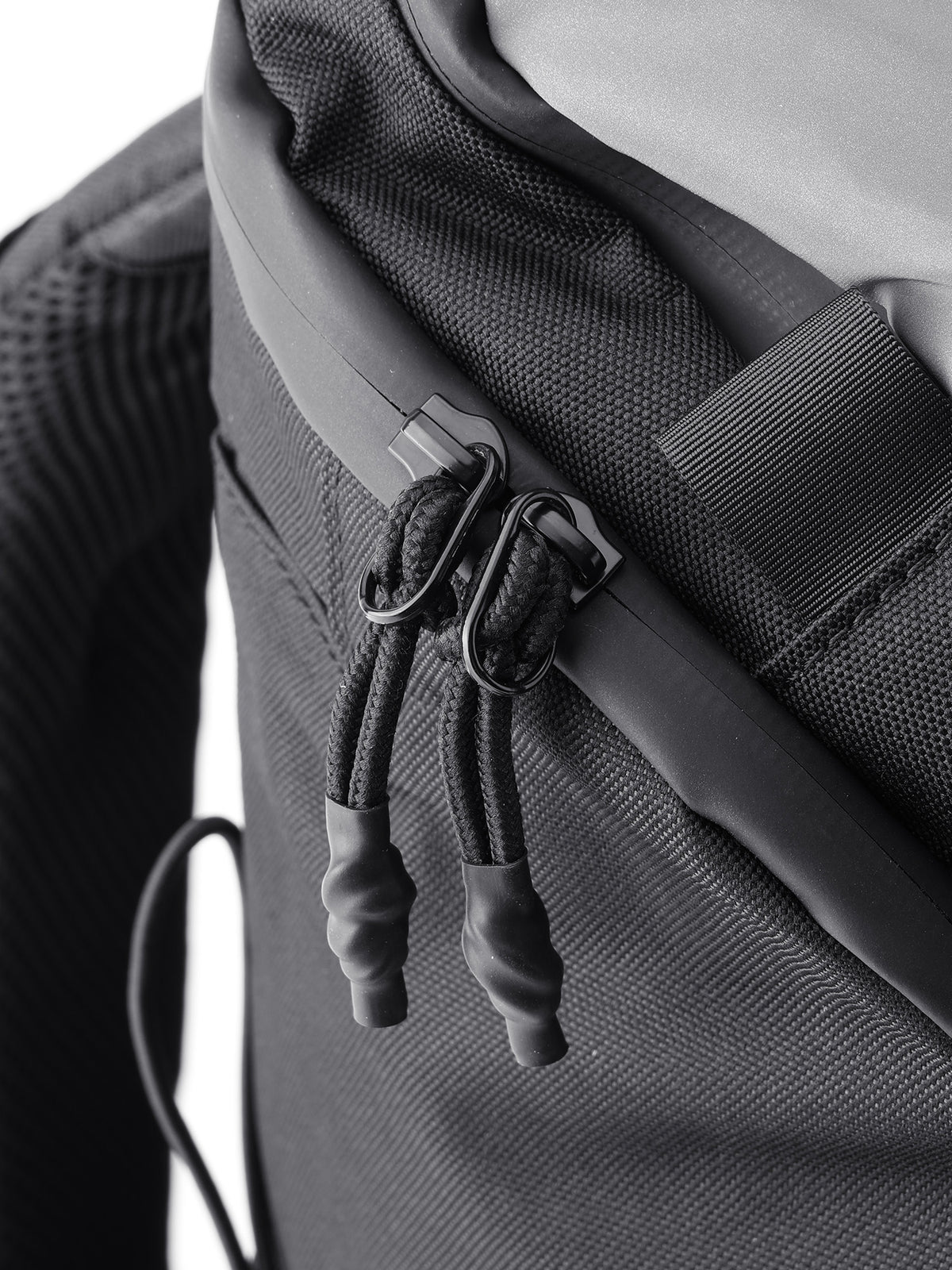 Oumurs Reflekta Motorcycle Backpack 15L